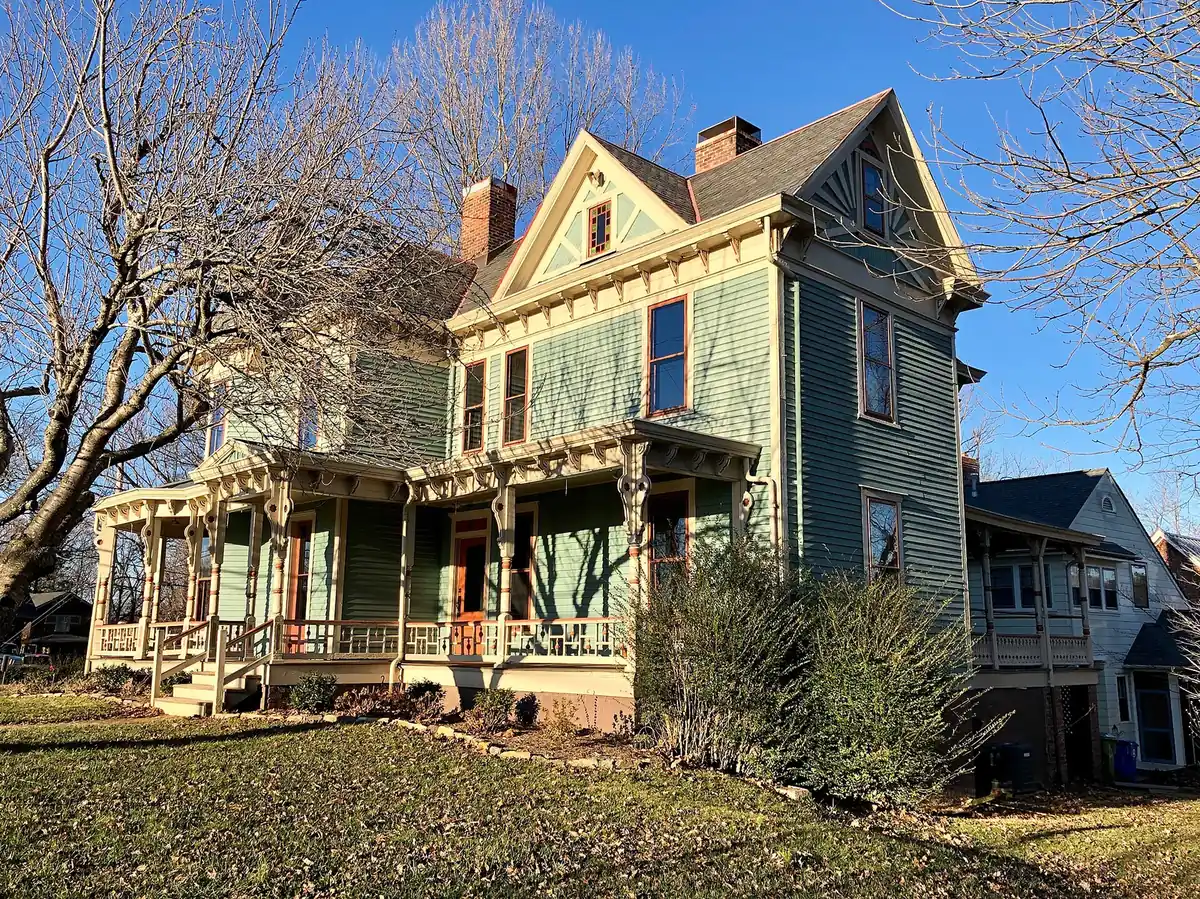 A Victorian house on Montford Avenue, in one of Asheville's four local historic districts.
